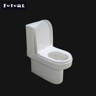 Toalete curto de nivelamento eficiente moderno 500mm da projeção para o prédio de escritórios