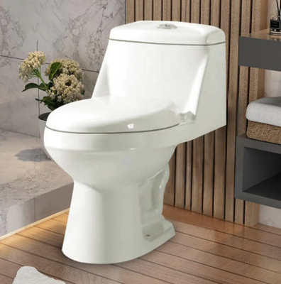 Siphonic vitrificado liso um mercadoria sanitário cerâmico do toalete de nivelamento de Siphonic do toalete da parte