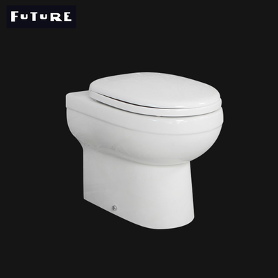 Cerâmico de volta ao Wc sem aro Pan Water Saving do BTW da parede