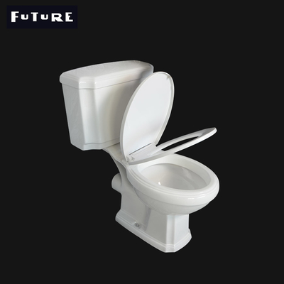 cômoda dobro acoplada próxima da parte do toalete do Wc de 630*350*830mm com diminuição